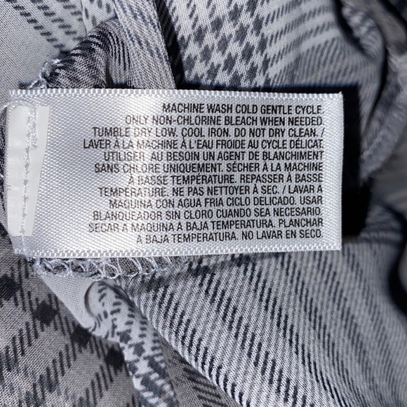 Old Navy Long Sleeve Plaid Sheer Top - Picture 5 of 6